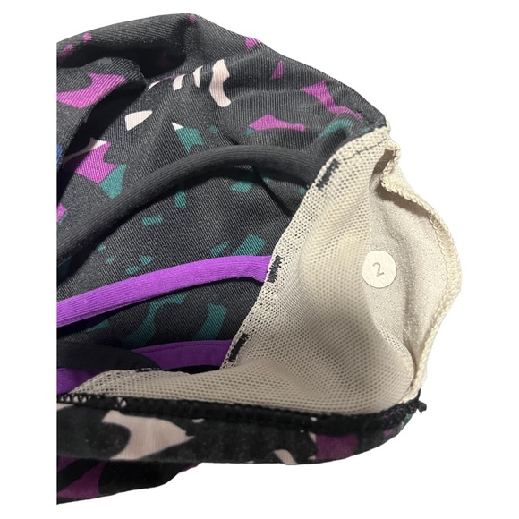 Lululemon Free To Be Bra siz 2. - Picture 5 of 5